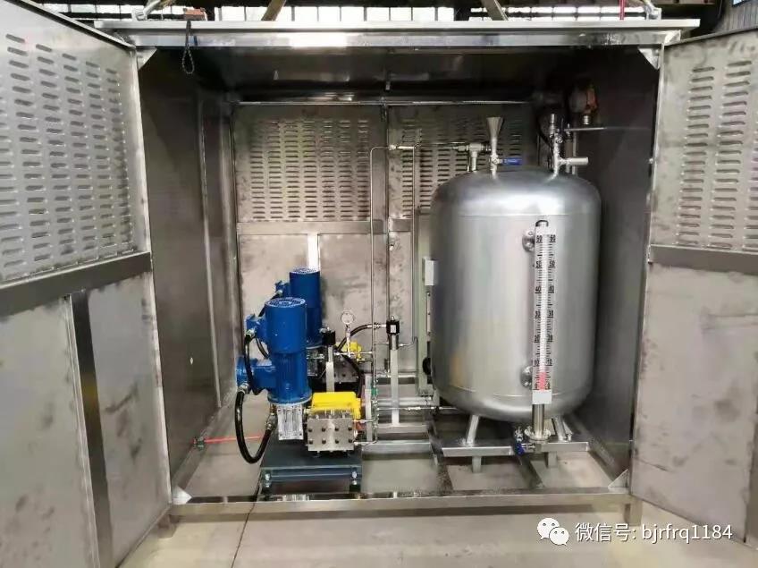 坐在男人嘴上让他添在线视频