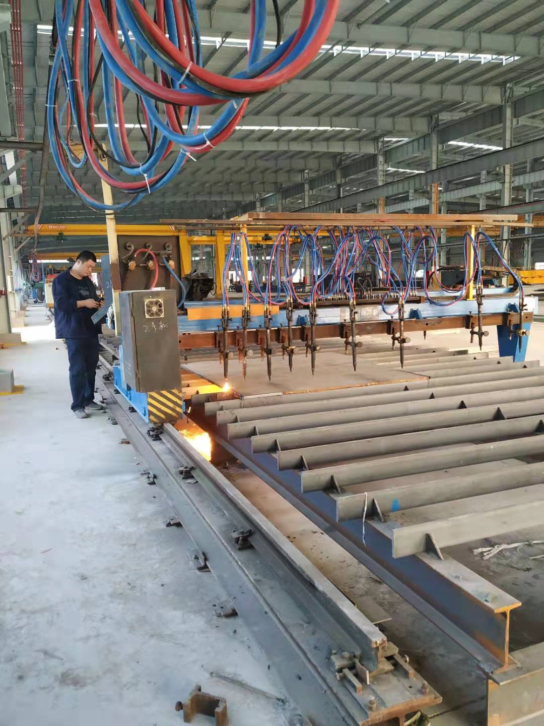 坐在男人嘴上让他添在线视频