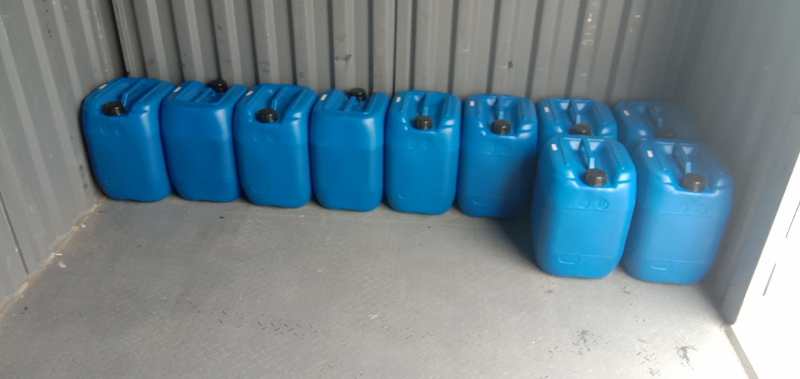 坐在男人嘴上让他添在线视频