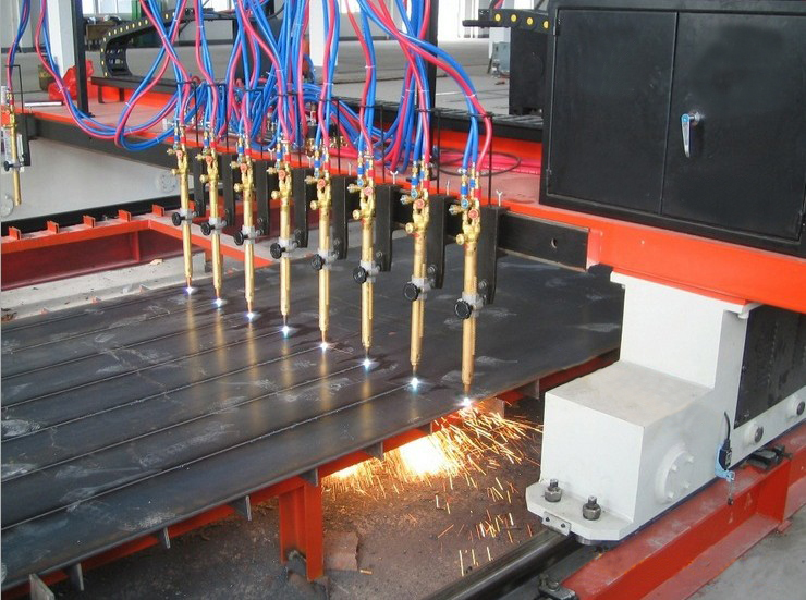 坐在男人嘴上让他添在线视频