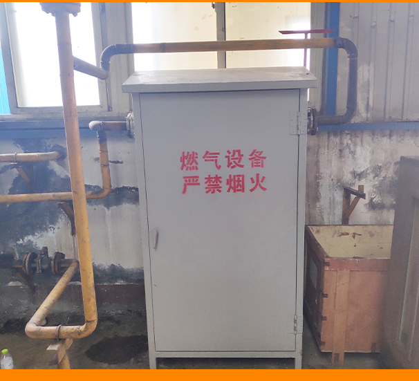 坐在男人嘴上让他添在线视频