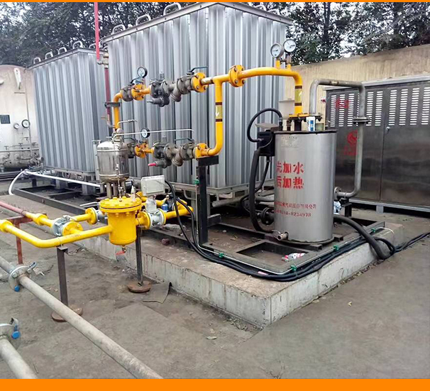 坐在男人嘴上让他添在线视频