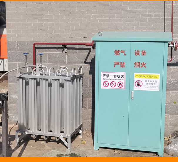 坐在男人嘴上让他添在线视频