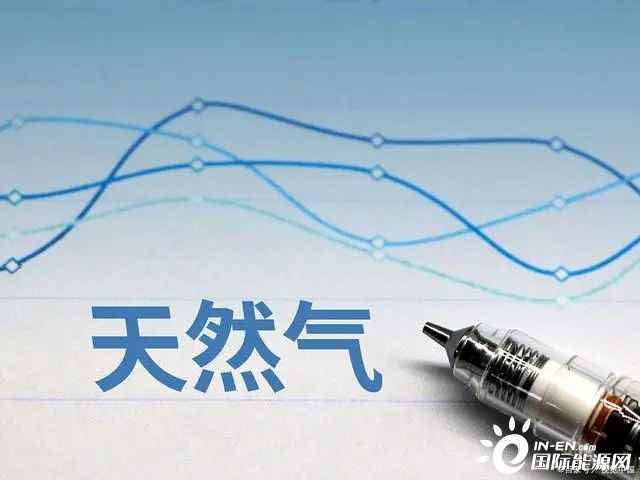 坐在男人嘴上让他添在线视频