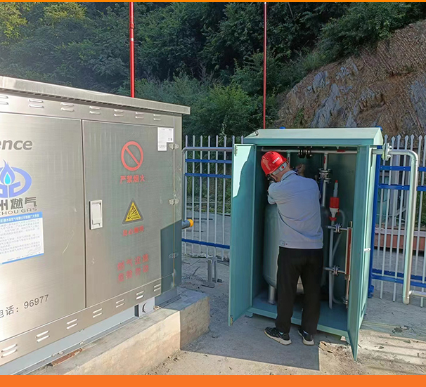 坐在男人嘴上让他添在线视频