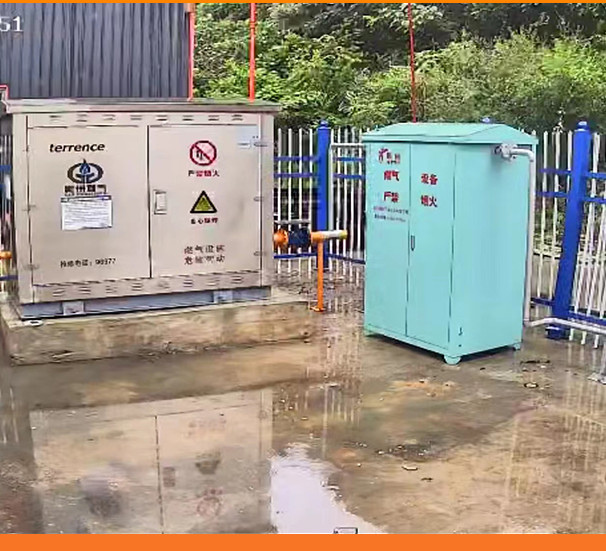 坐在男人嘴上让他添在线视频