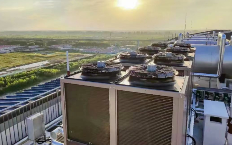 坐在男人嘴上让他添在线视频