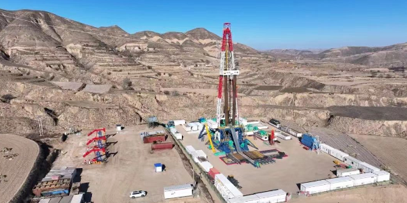 坐在男人嘴上让他添在线视频