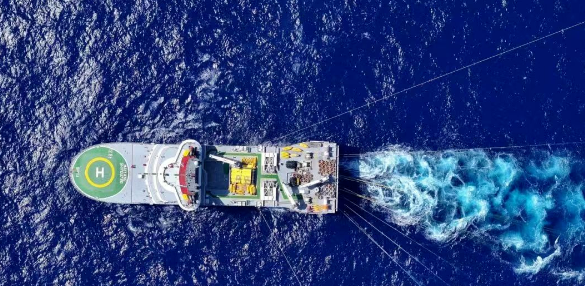 坐在男人嘴上让他添在线视频